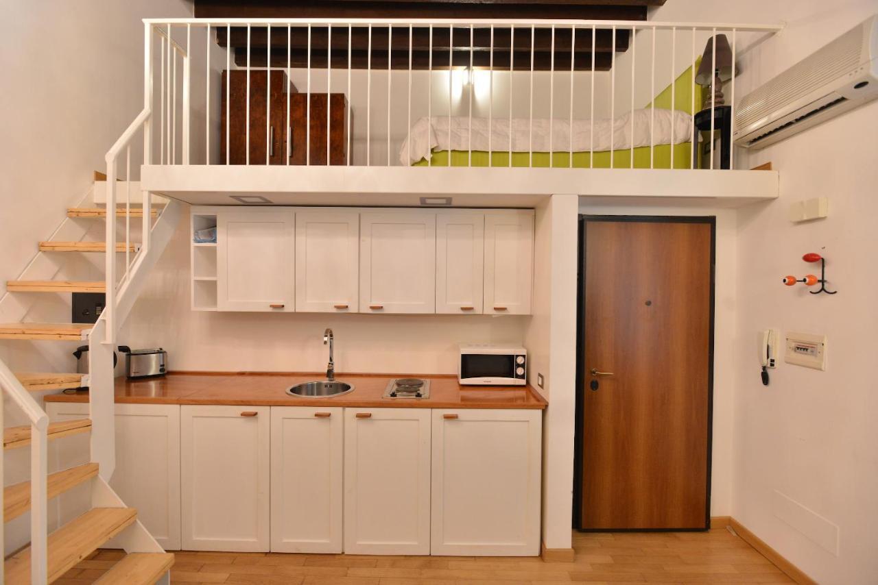Izzhome City Center Cozy Кальяри Экстерьер фото